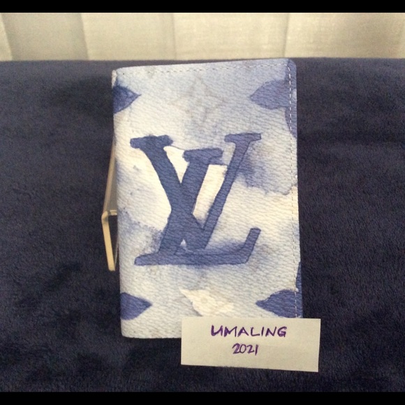 Pocket Cardholder - Picture 2 of 9